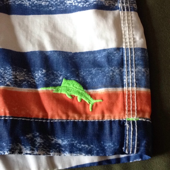 TOMMY BAHAMA swimming shorts - Picture 8 of 8